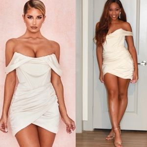 HOUSE OF CB CAROLINE DRESS XS. Brand new with tags Comes with original b…